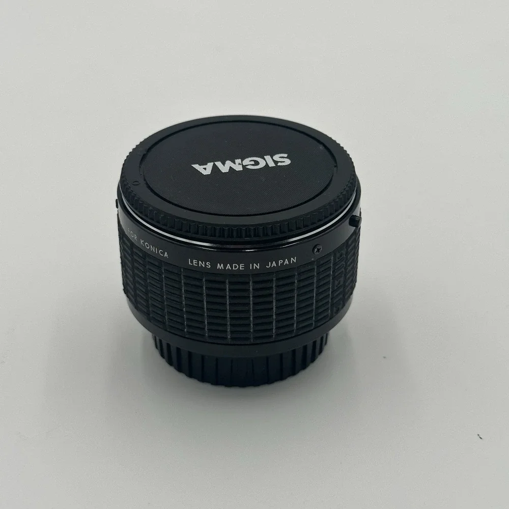 Sigma Tele-Macro Multi-Coated 2X-1:1 Converter for Canon - Japan